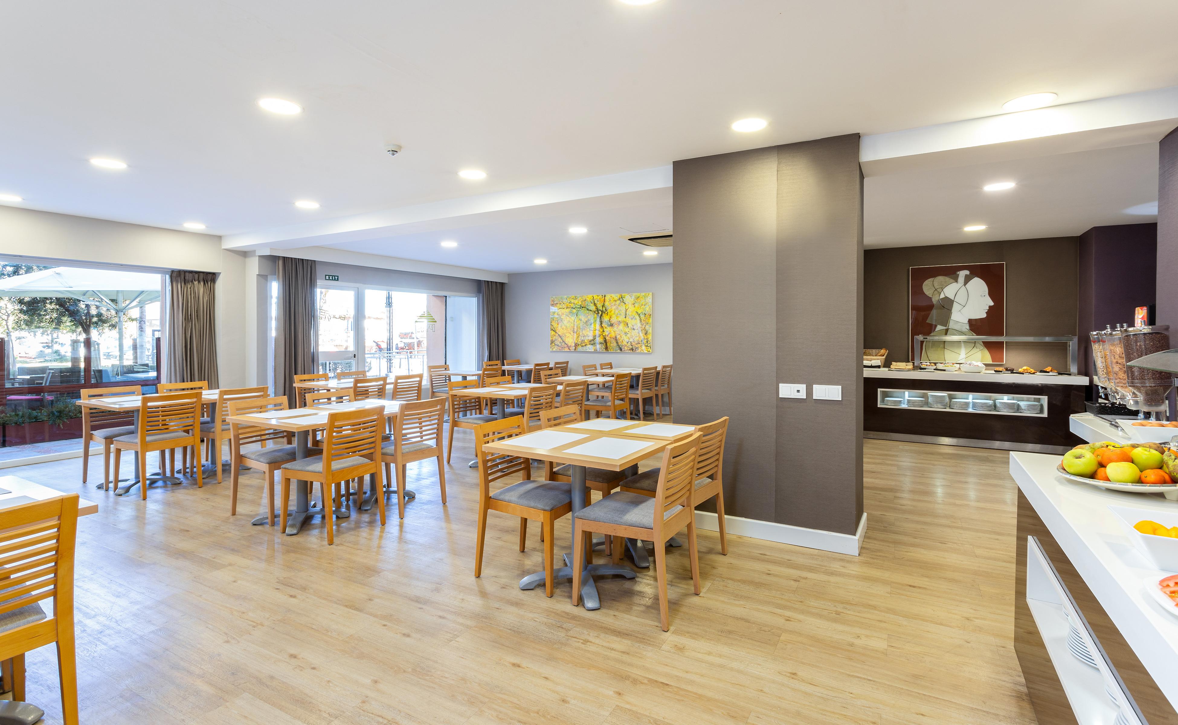Pyr Hotel apartamentowy 3*