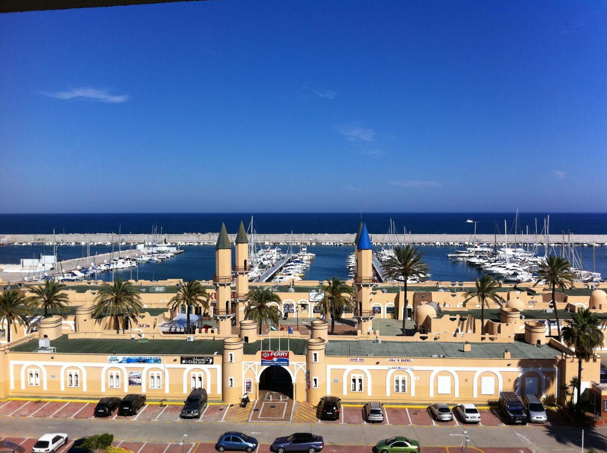 Hotel apartamentowy Pyr 3*